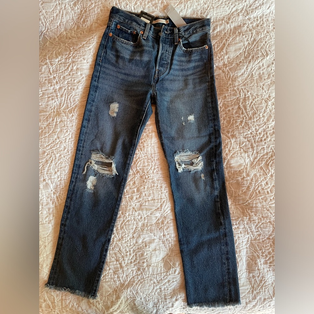 Levi’s Wedgie Straight size 24 NWT
